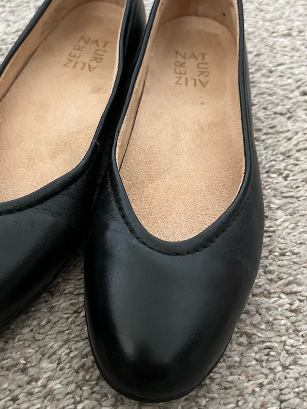 Naturalizer Vivienne Black Leather Rounded Toe Flats Size 6.5 - Picture 8 of 14